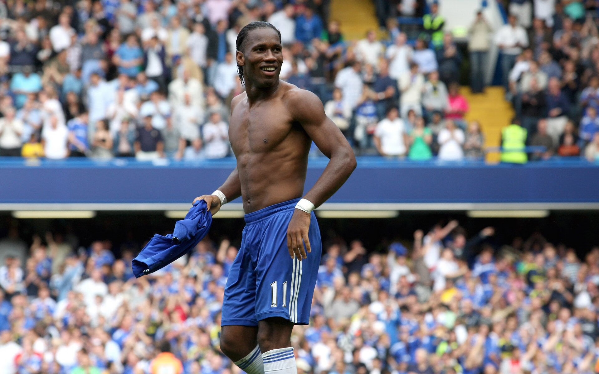 水晶宫在主场遭遇失利，寻求反弹机会，水晶宫全名